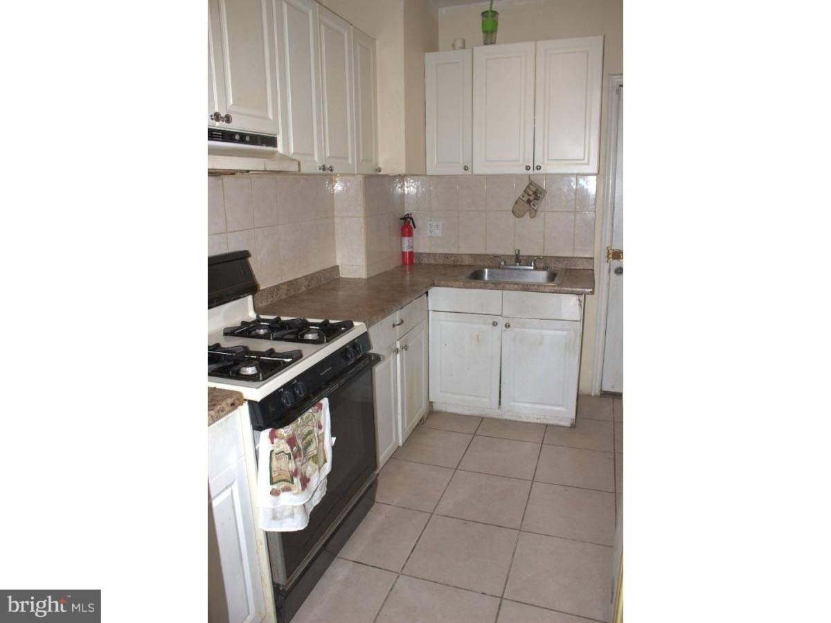 House for rent at 605 Eisenbrown St, Reading, PA 19601