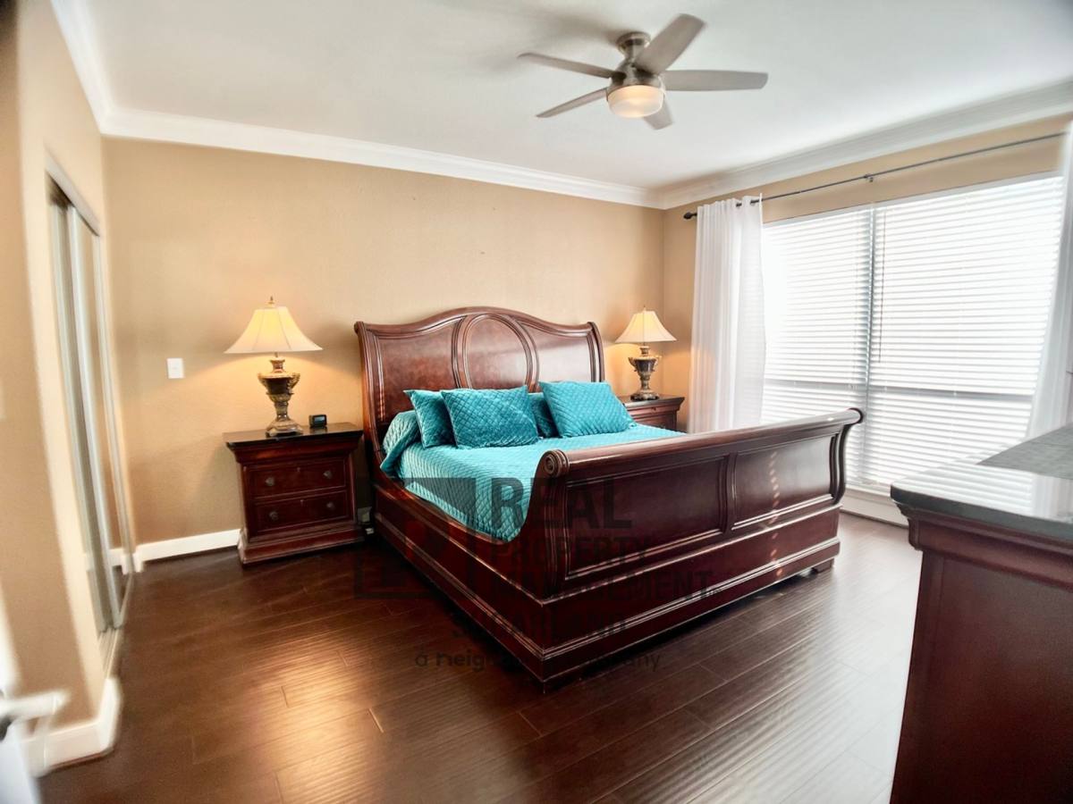 Apartment for rent at 2299 Lone Star Dr, Sugar Land, TX 77479