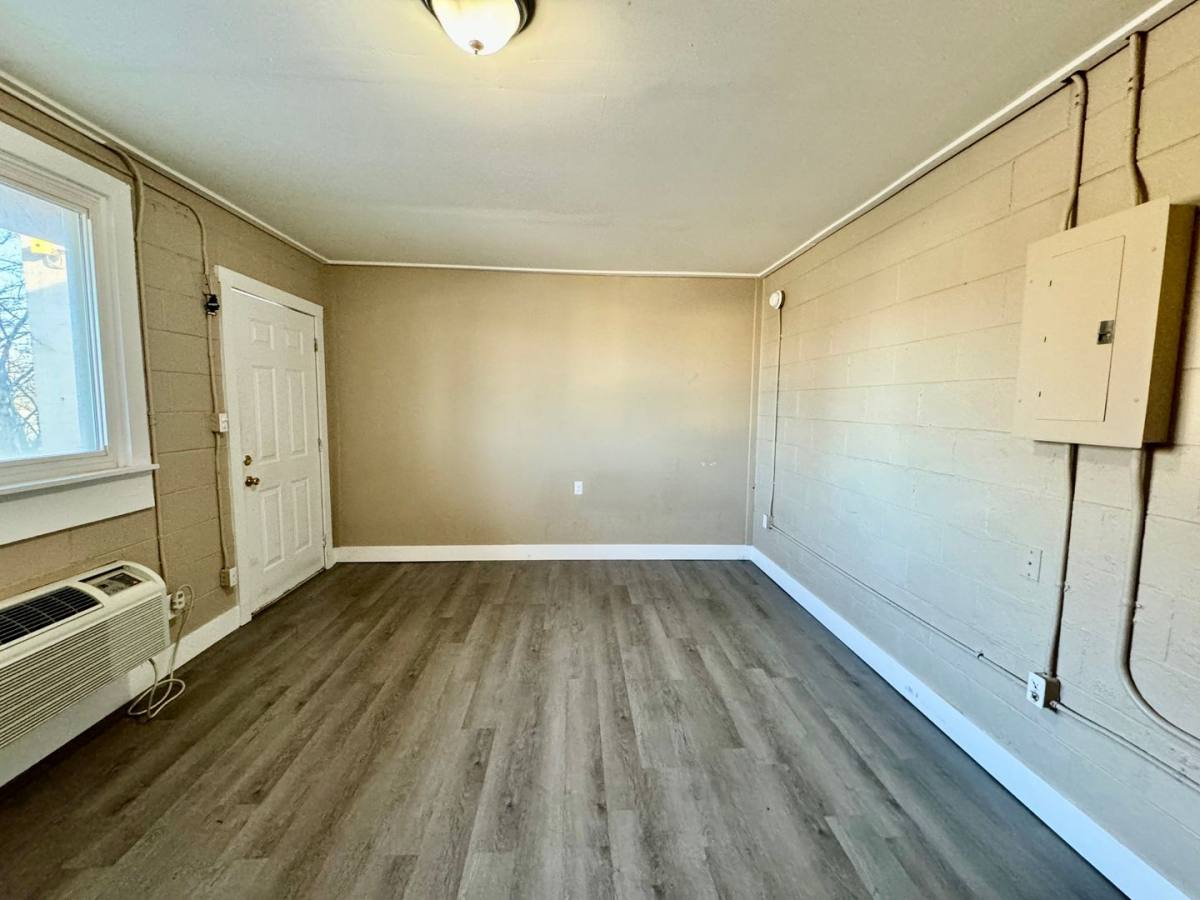 Apartment for rent at 401 N Maple St, Winchester, KY 40391