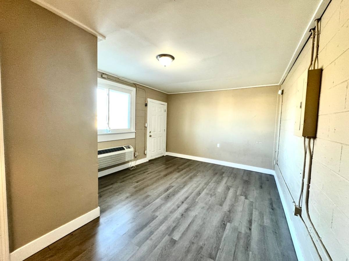 Apartment for rent at 401 N Maple St, Winchester, KY 40391