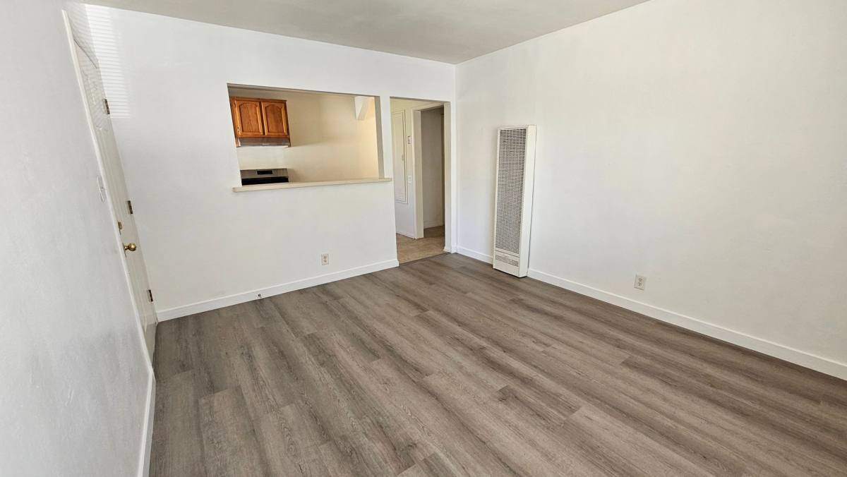 Apartment for rent at 2522-2522 1 2MLANCASTER Ave, Los Angeles, CA 90033