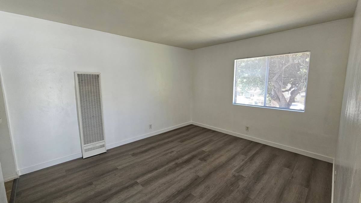 Apartment for rent at 2522-2522 1 2MLANCASTER Ave, Los Angeles, CA 90033