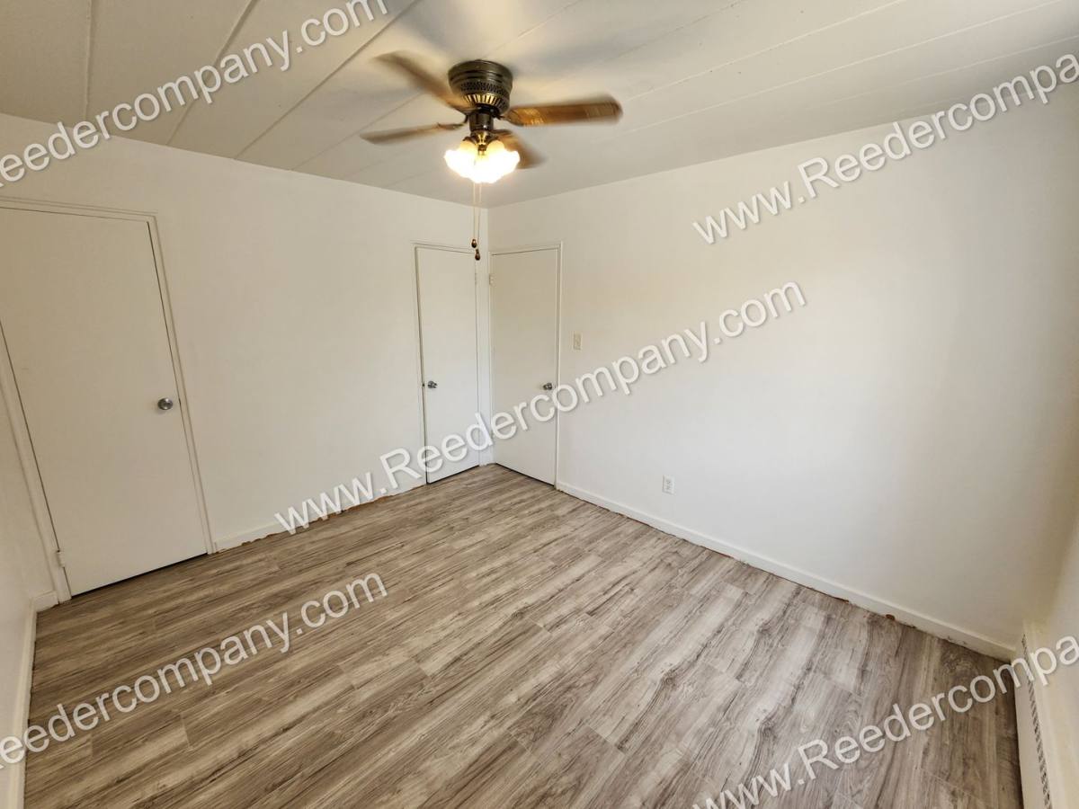 Apartment for rent at 6906-08 Olcott Ave, Hammond, IN 46323