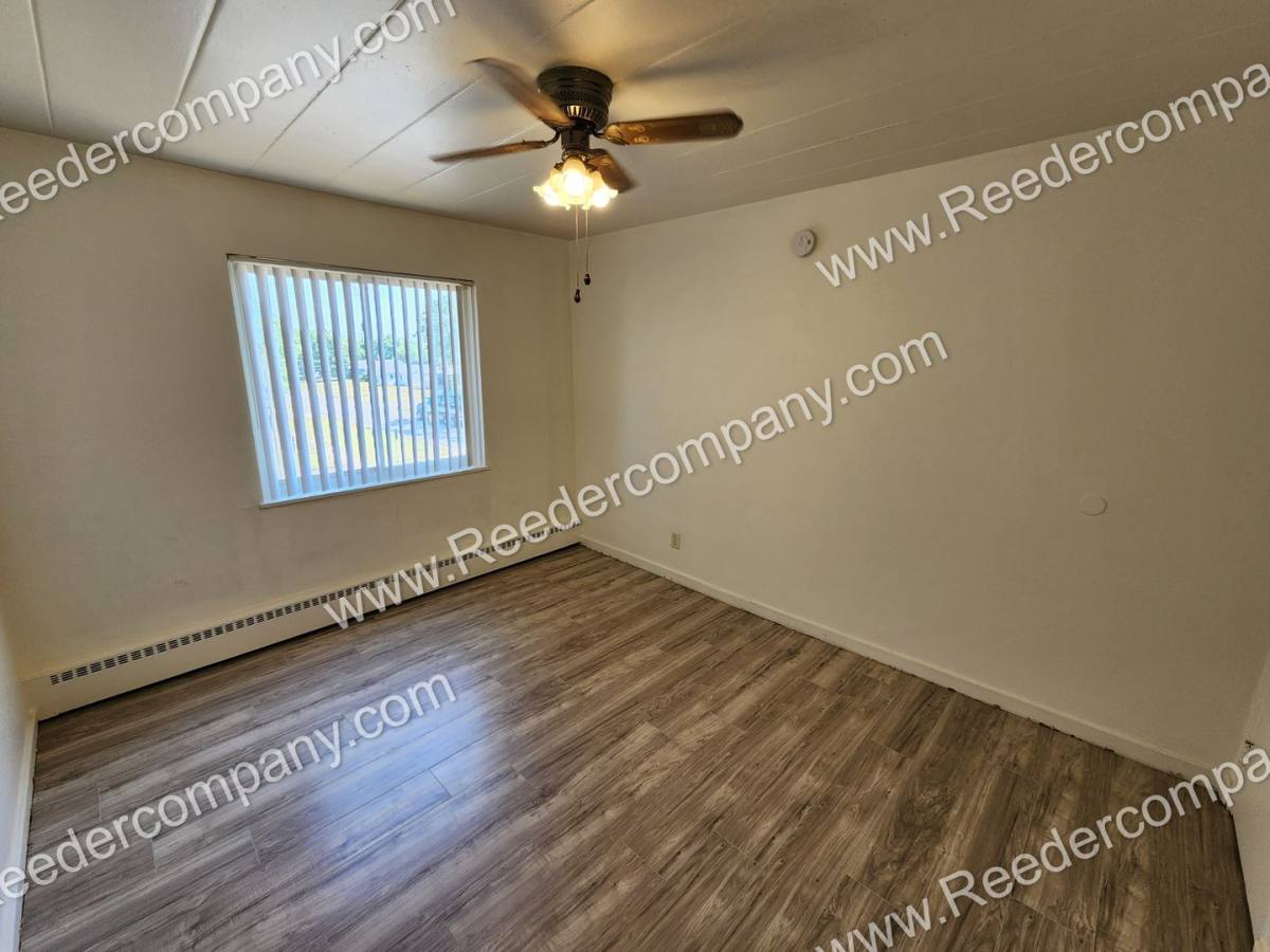 Apartment for rent at 6906-08 Olcott Ave, Hammond, IN 46323