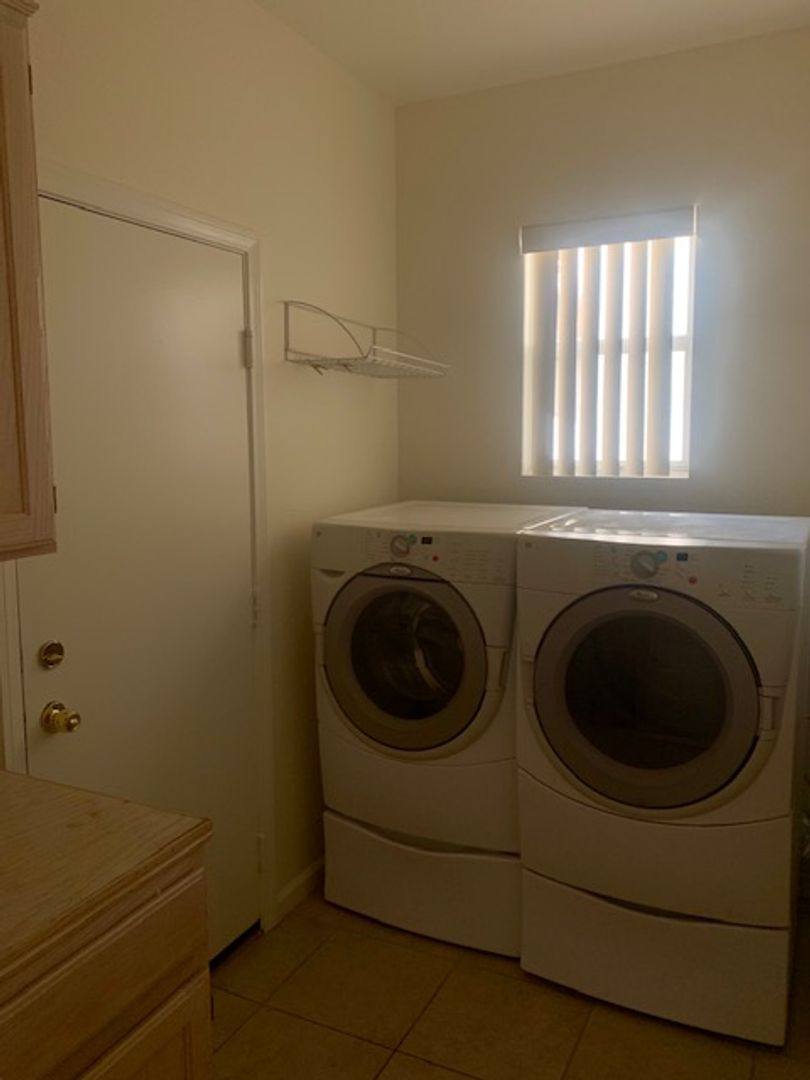 House for rent at 1416 Calle Montery St, Las Vegas, NV 89117