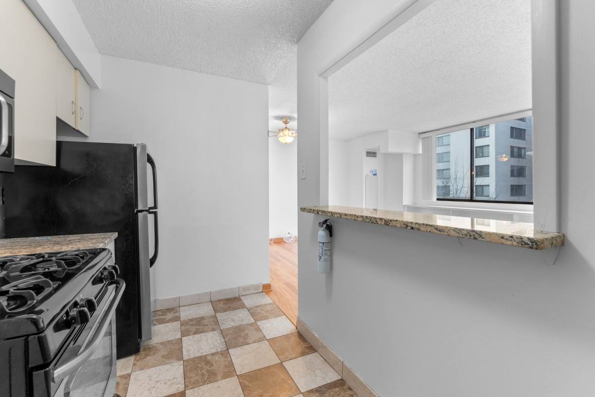Condo for rent at 1245 13th St NW, Washington, DC 20005