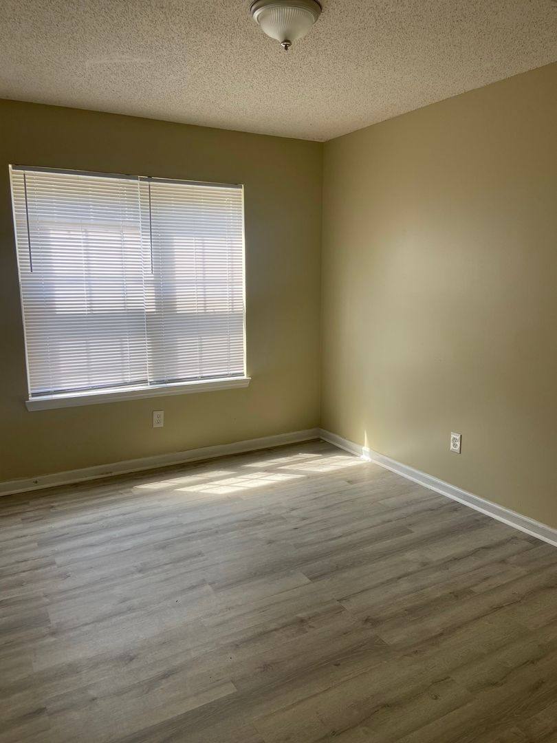 Apartment for rent at 3830 Coalburg Rd, Fultondale, AL 35068
