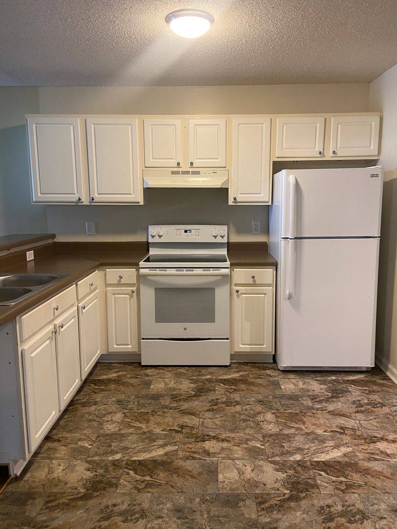 Apartment for rent at 3830 Coalburg Rd, Fultondale, AL 35068