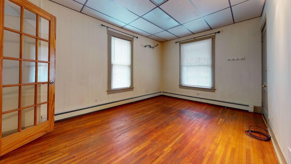 Apartment for rent at 372-374 Arch St, Meadville, PA 16335