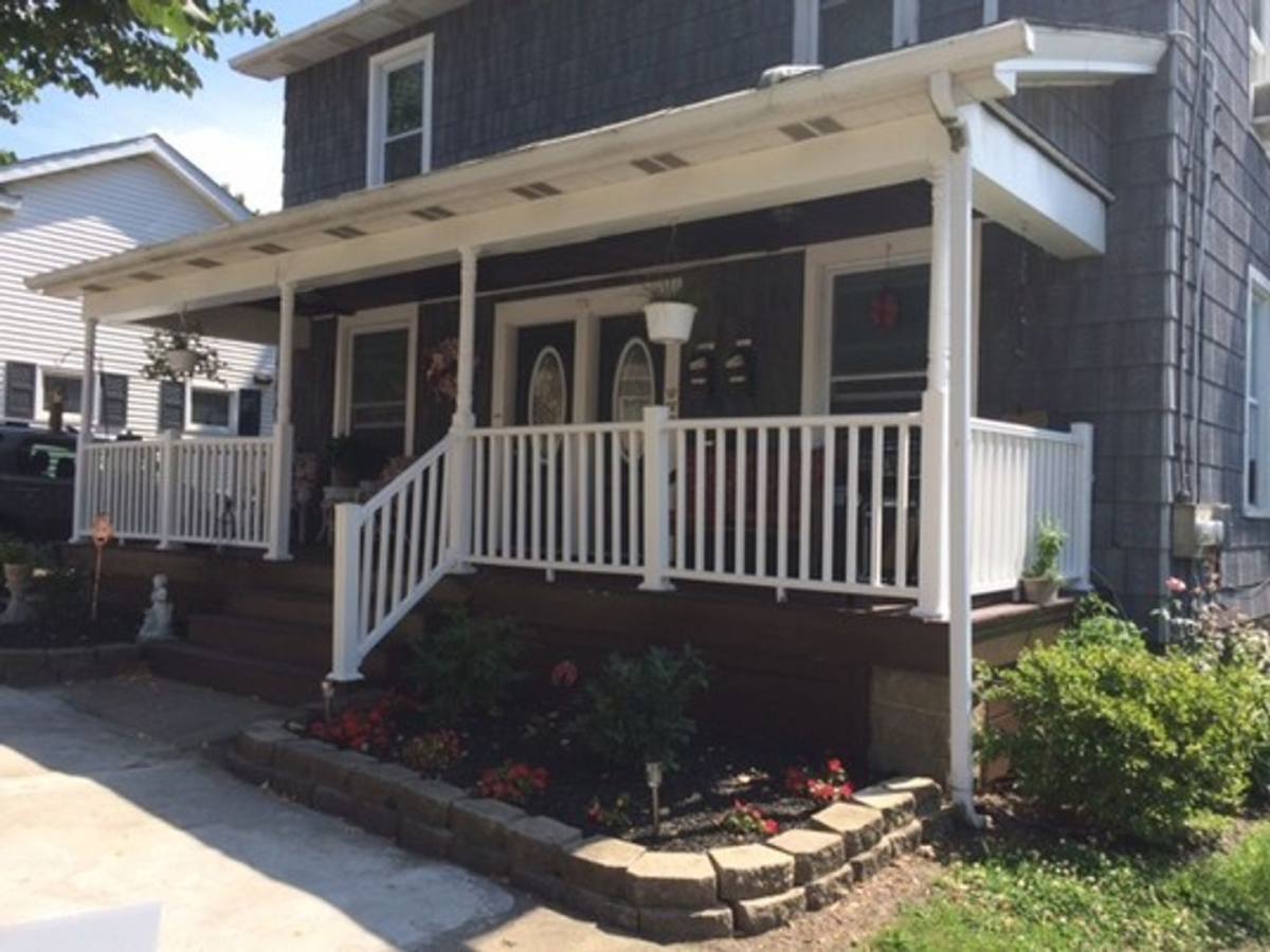 Apartment for rent at 372-374 Arch St, Meadville, PA 16335