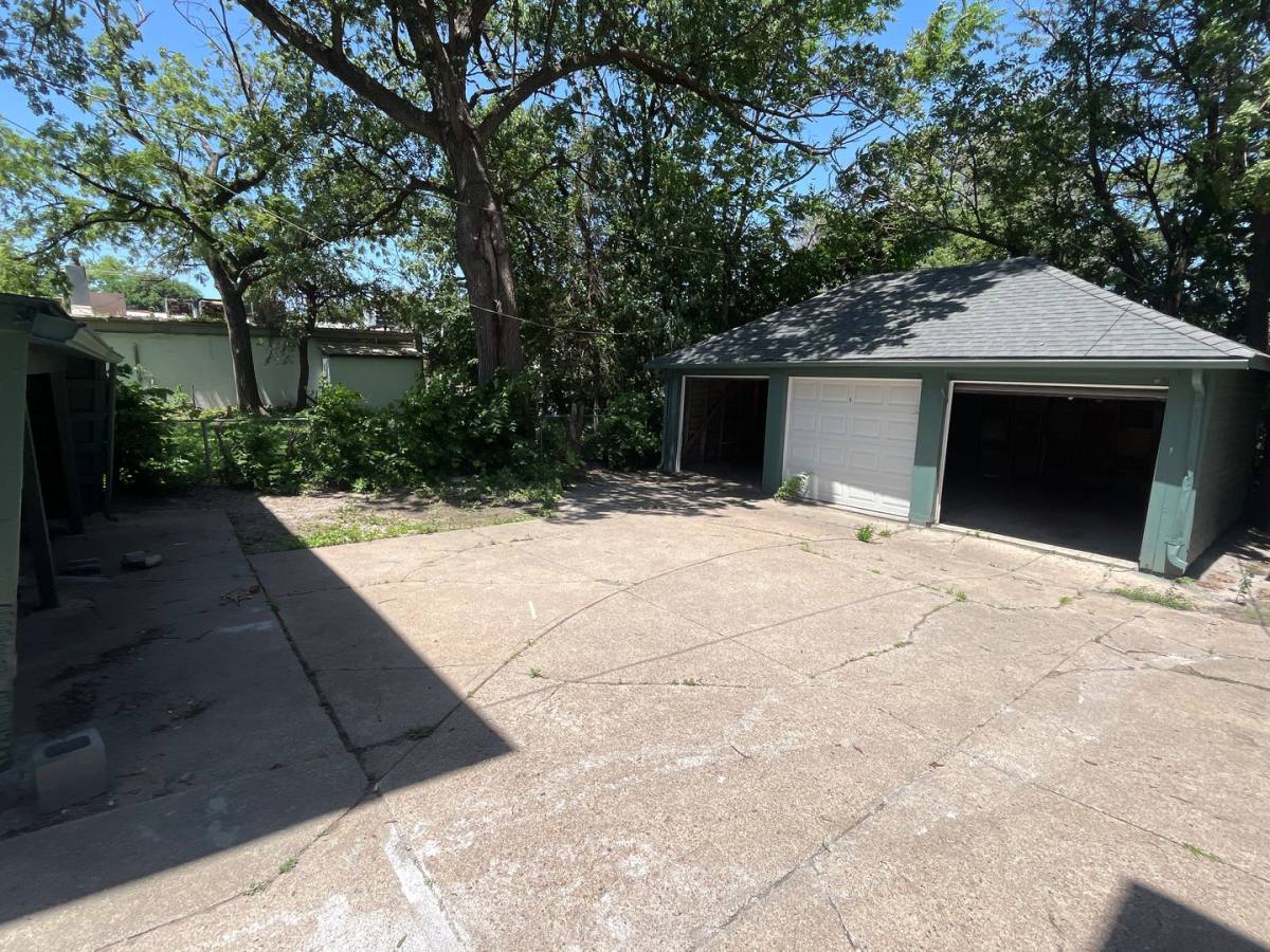 House for rent at 3216 Cass St, Omaha, NE 68131