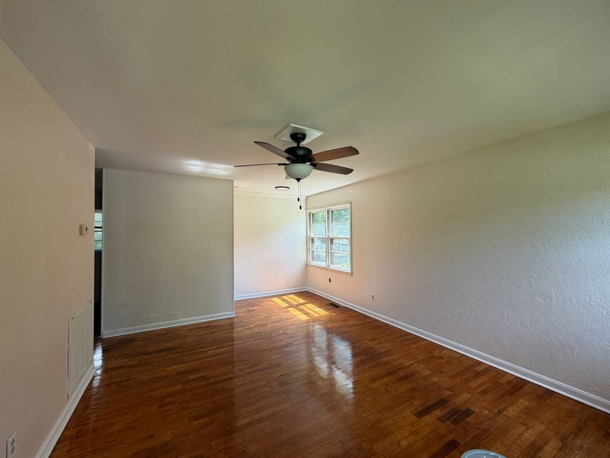 House for rent at 808 W 32nd St, Anniston, AL 36201