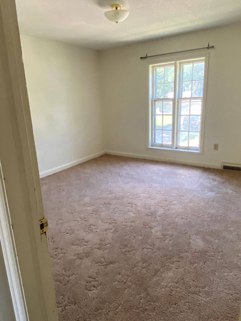 Apartment for rent at 5th Ave NW, Watertown, SD 57201