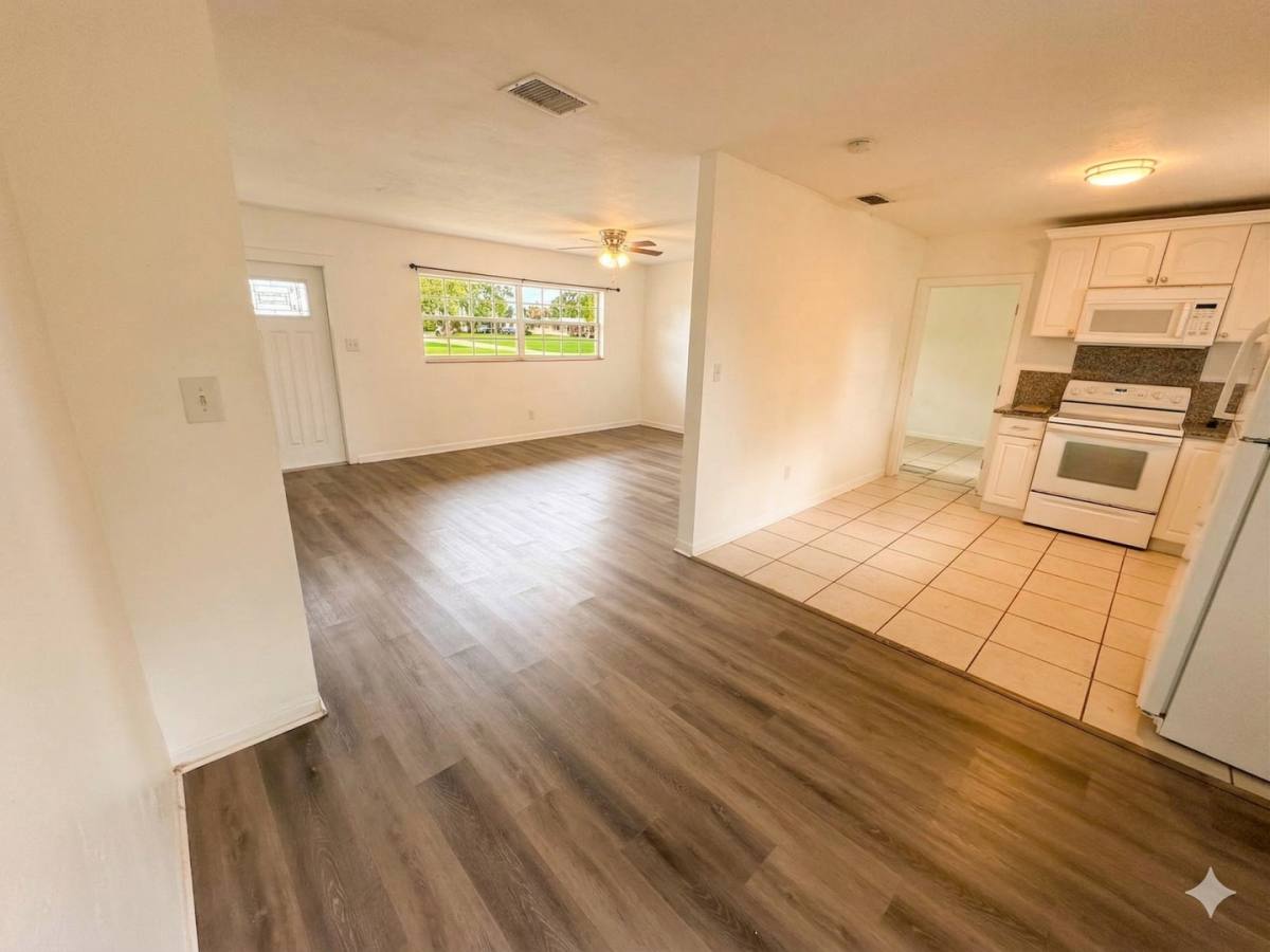 House for rent at 4161 Bluefish Dr SE, Saint Petersburg, FL 33705