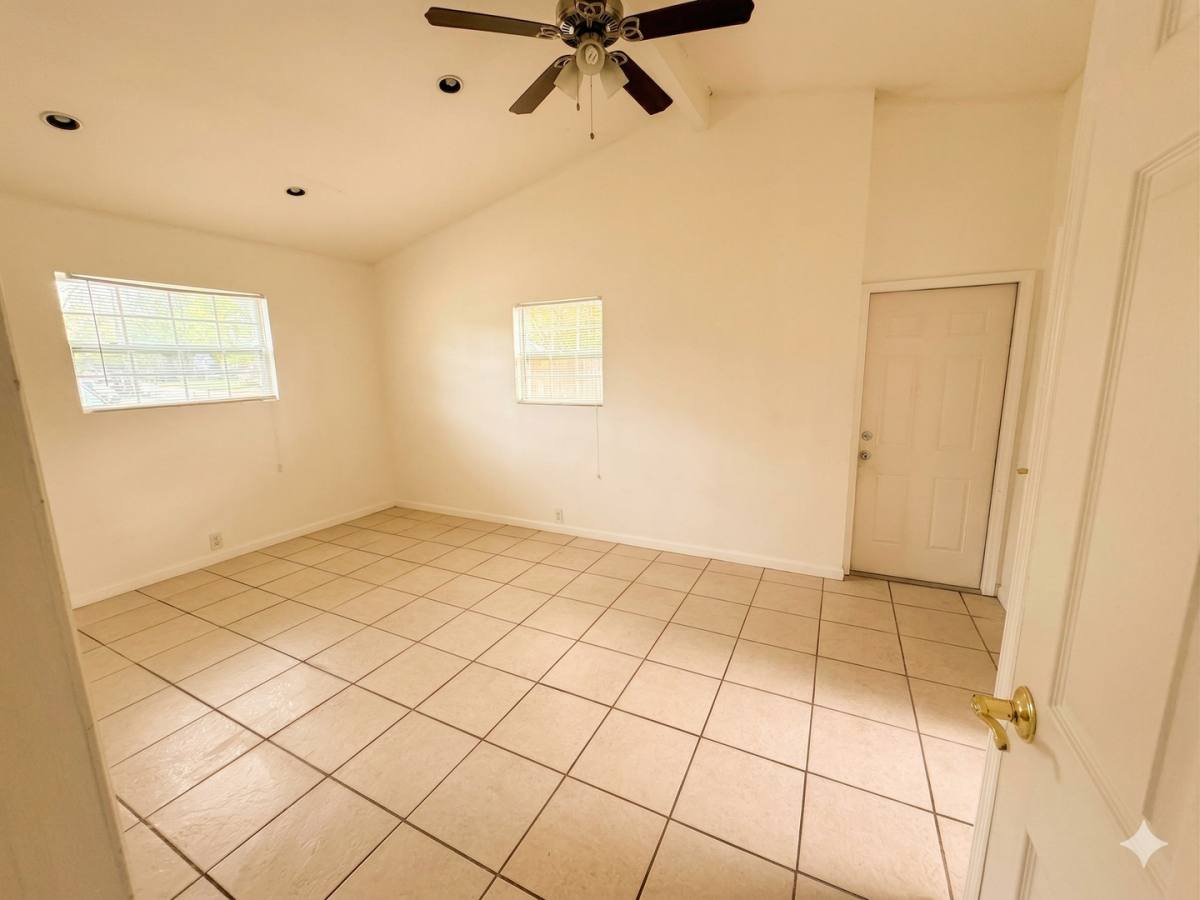 House for rent at 4161 Bluefish Dr SE, Saint Petersburg, FL 33705