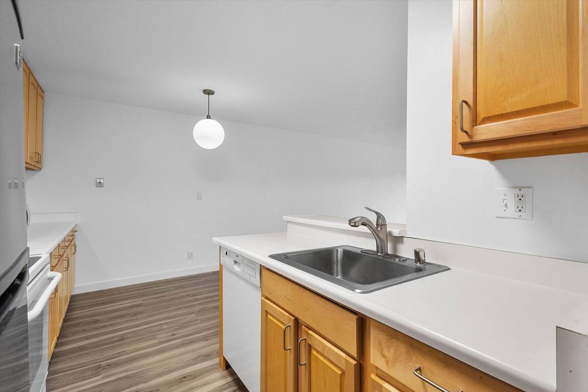 Condo for rent at 960 Shorepoint Court, Alameda, CA 94501