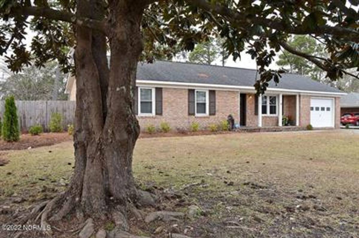 House for rent at 1009 Kenningston St, Wilmington, NC 28405