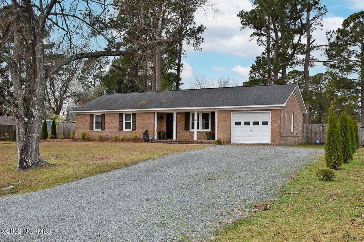 House for rent at 1009 Kenningston St, Wilmington, NC 28405