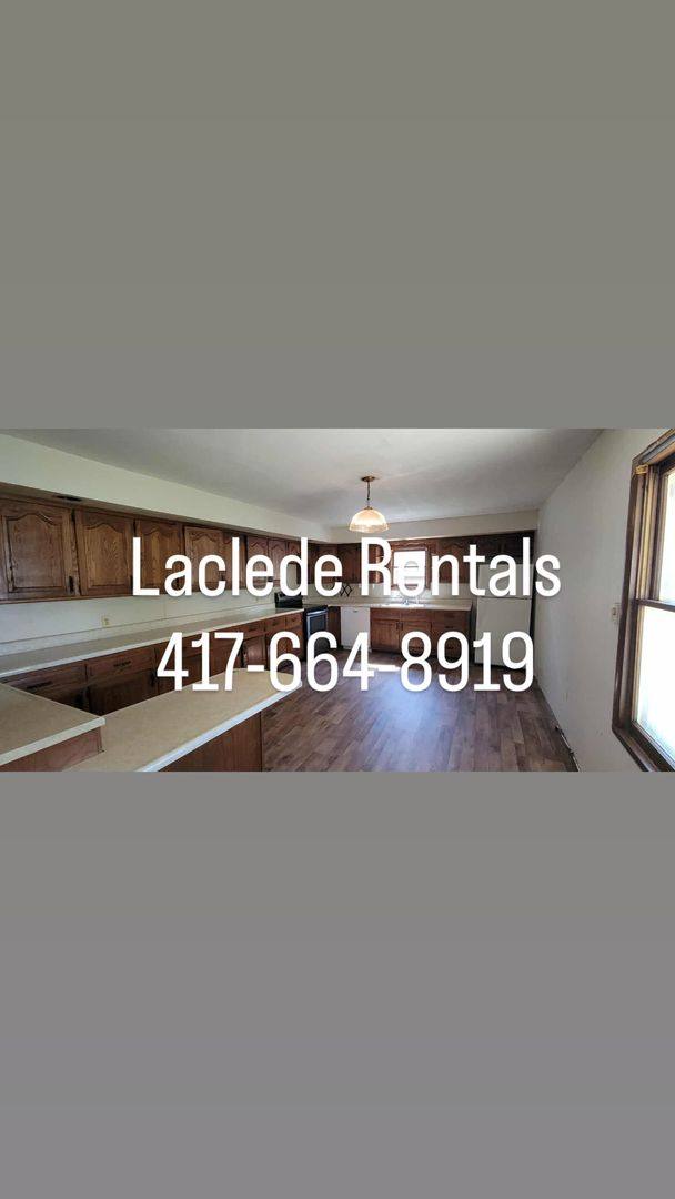 House for rent at 300 Lincoln, Lebanon, MO 65536