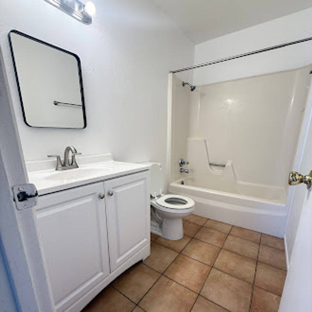 Apartment for rent at 10213 N 15th Ave, Phoenix, AZ 85021