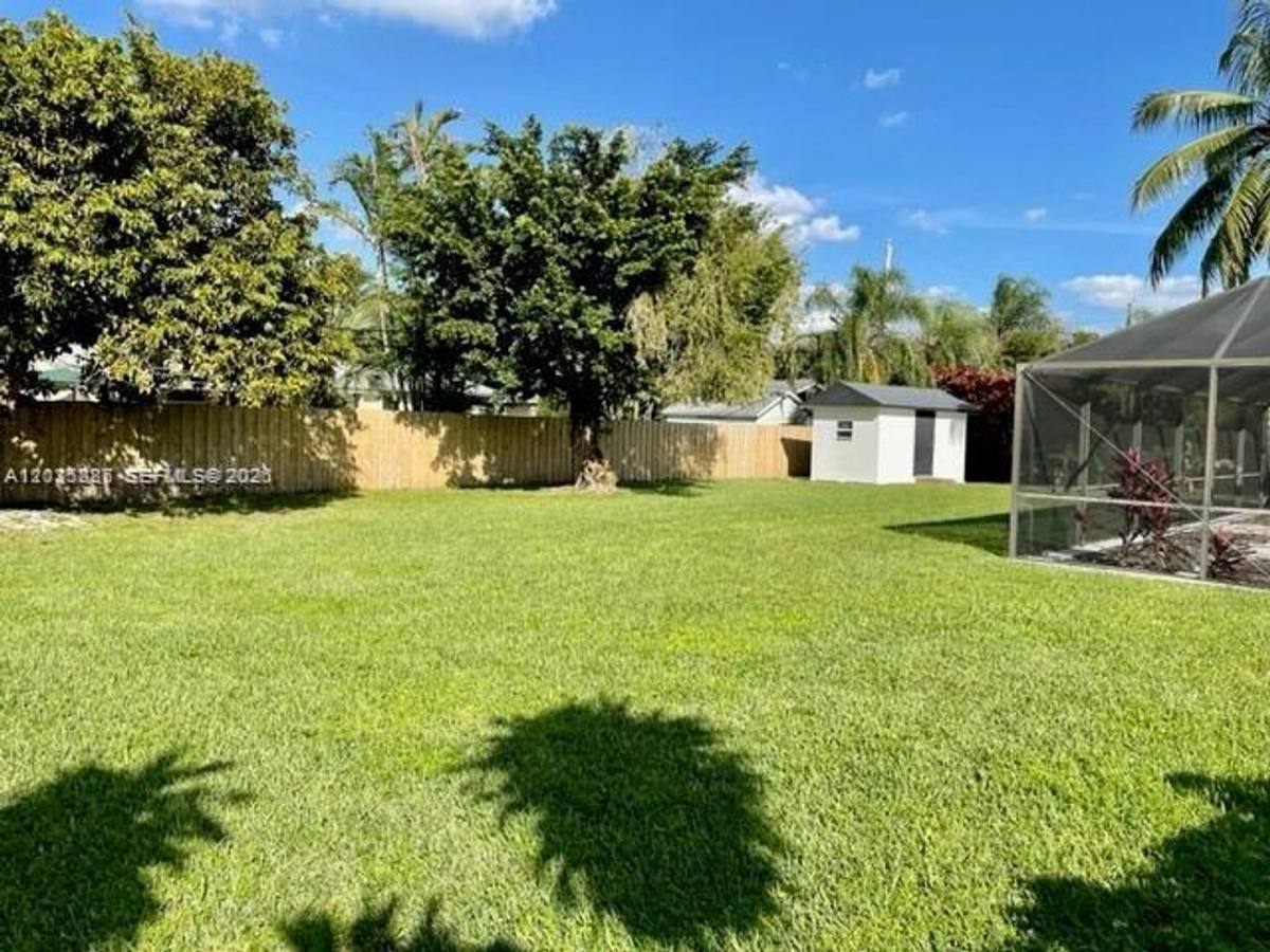 House for rent at 7425 SW 118th St, Miami, FL 33156