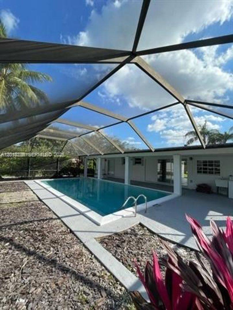 House for rent at 7425 SW 118th St, Miami, FL 33156
