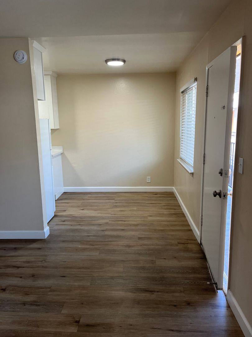 Apartment for rent at 375&385&395 S 4th St, San Jose, CA 95112