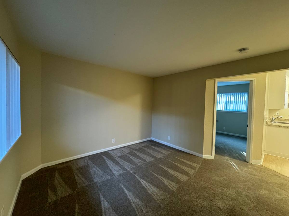 Apartment for rent at 925 N Bayshore Rd W, San Jose, CA 95112