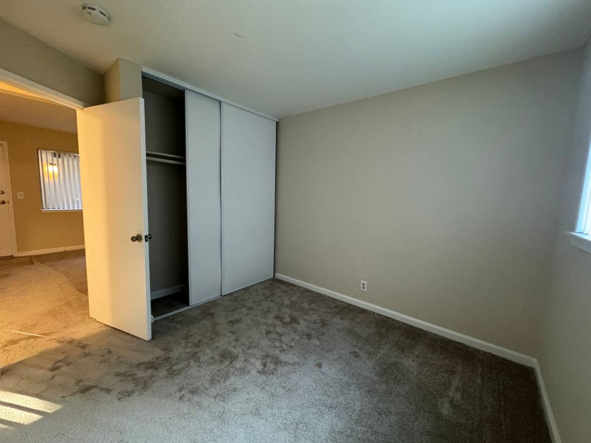 Apartment for rent at 925 N Bayshore Rd W, San Jose, CA 95112