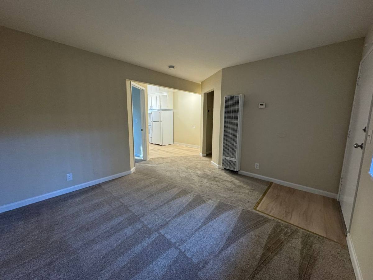 Apartment for rent at 925 N Bayshore Rd W, San Jose, CA 95112