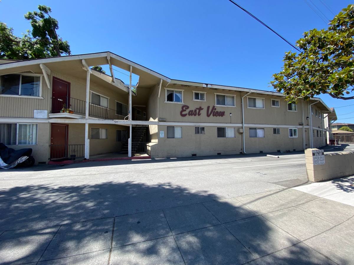 Apartment for rent at 925 N Bayshore Rd W, San Jose, CA 95112