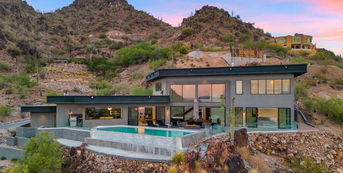 House for rent at 4010 E Canyon Court, Paradise Valley, AZ 85253