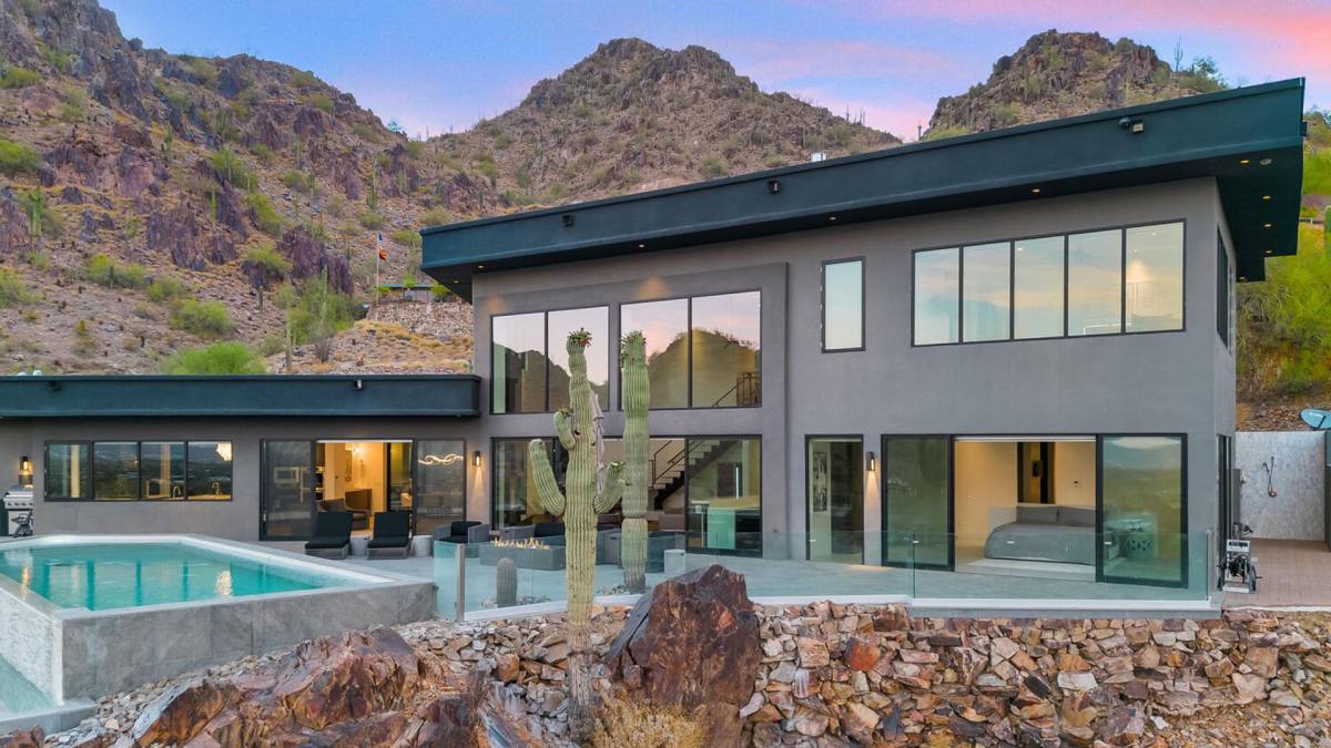 House for rent at 4010 E Canyon Court, Paradise Valley, AZ 85253