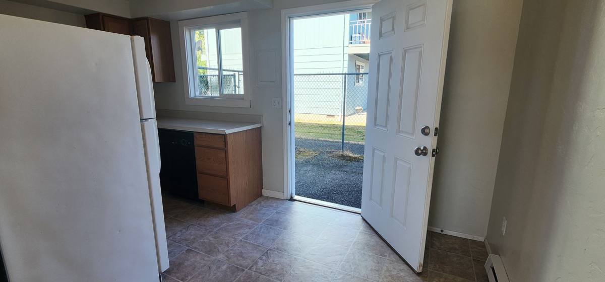 Townhouse for rent at 660 Kelly St, Monroe, OR 97456