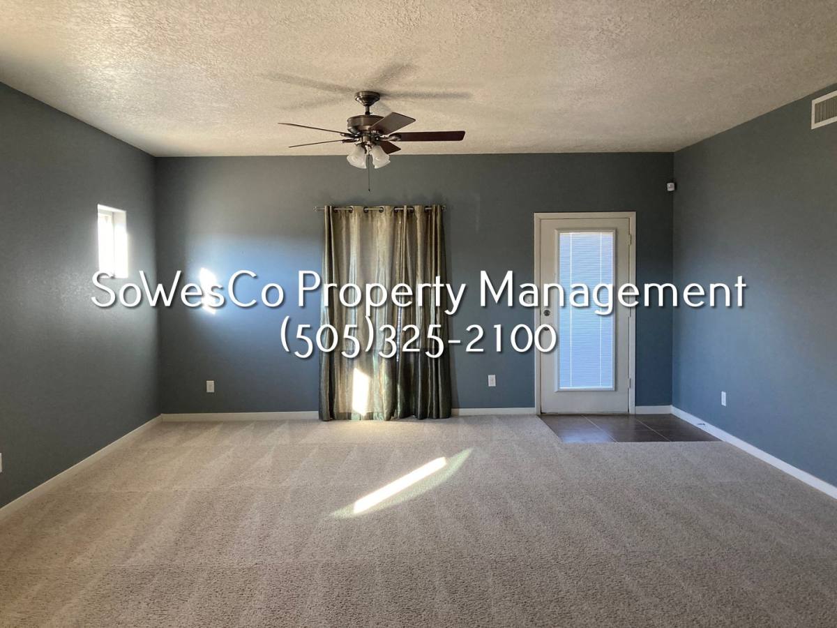 House for rent at 961 Katherine Ave, Farmington, NM 87401