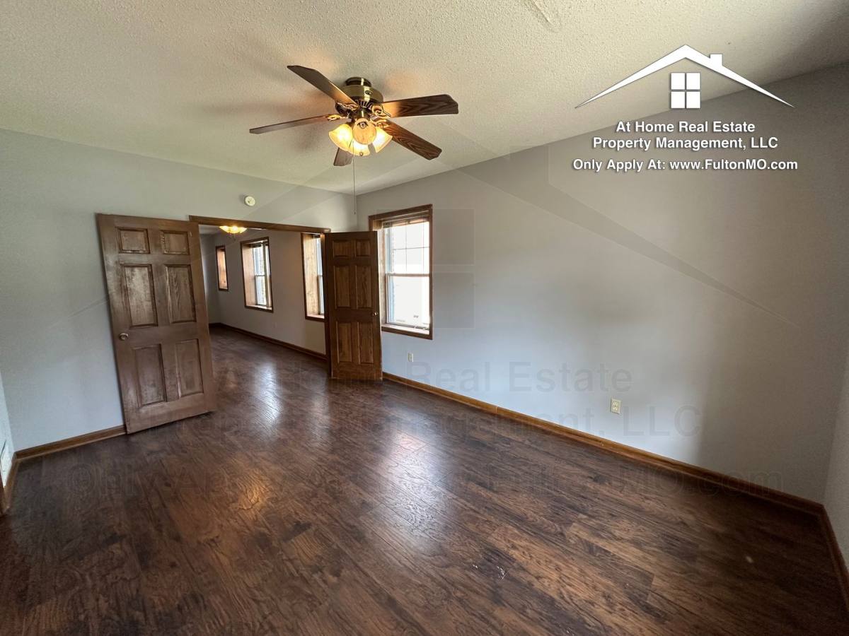 Apartment for rent at 101 E 10th St #105, Fulton, MO 65251