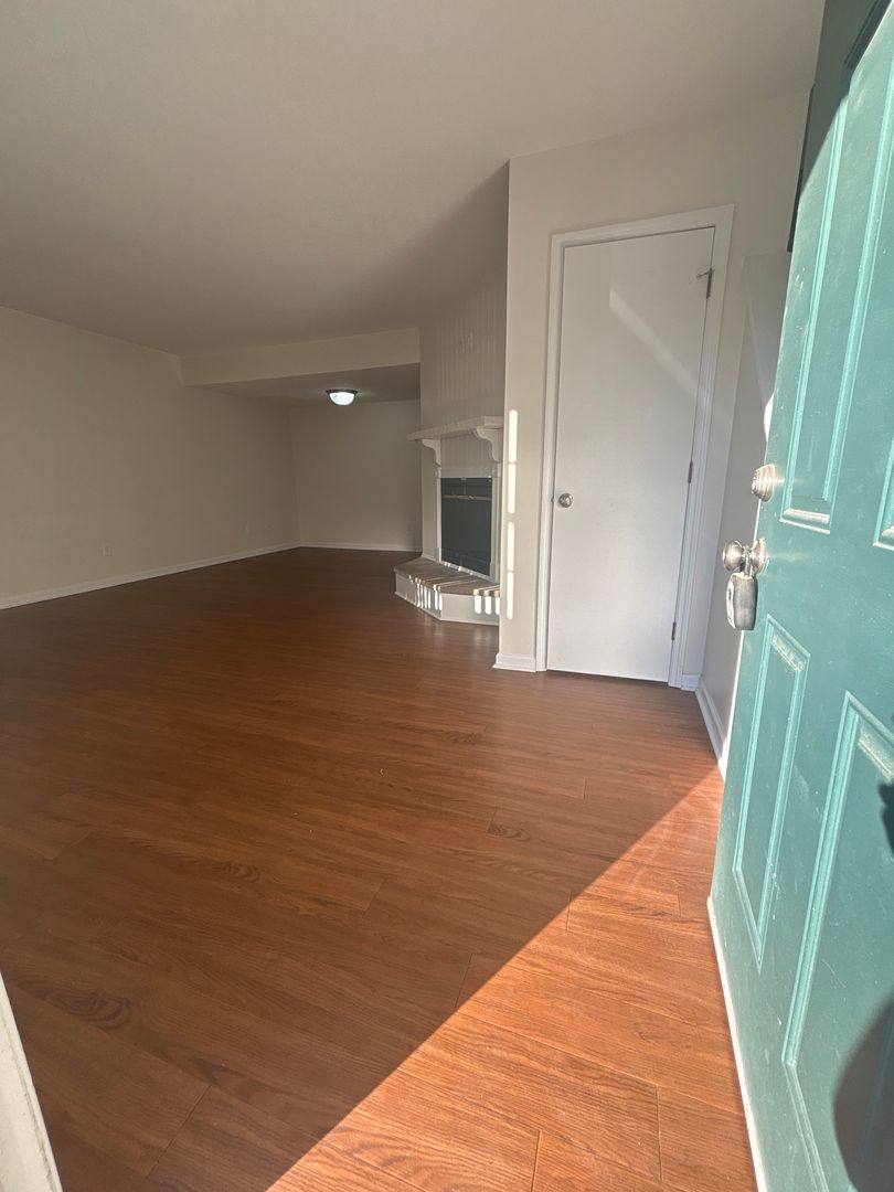 Townhouse for rent at 202 Myrtlewood, Jacksonville, NC 28546