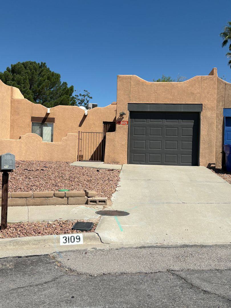 Townhouse for rent at 3109 Las Placitas, Las Cruces, NM 88011