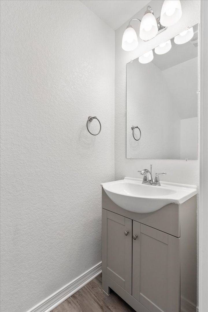 Townhouse for rent at 6329 Long St #CLO, Milton, FL 32570