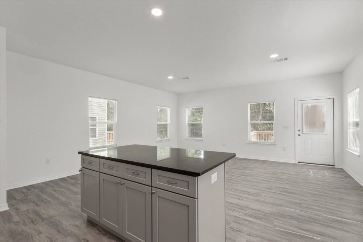 Townhouse for rent at 6329 Long St #CLO, Milton, FL 32570
