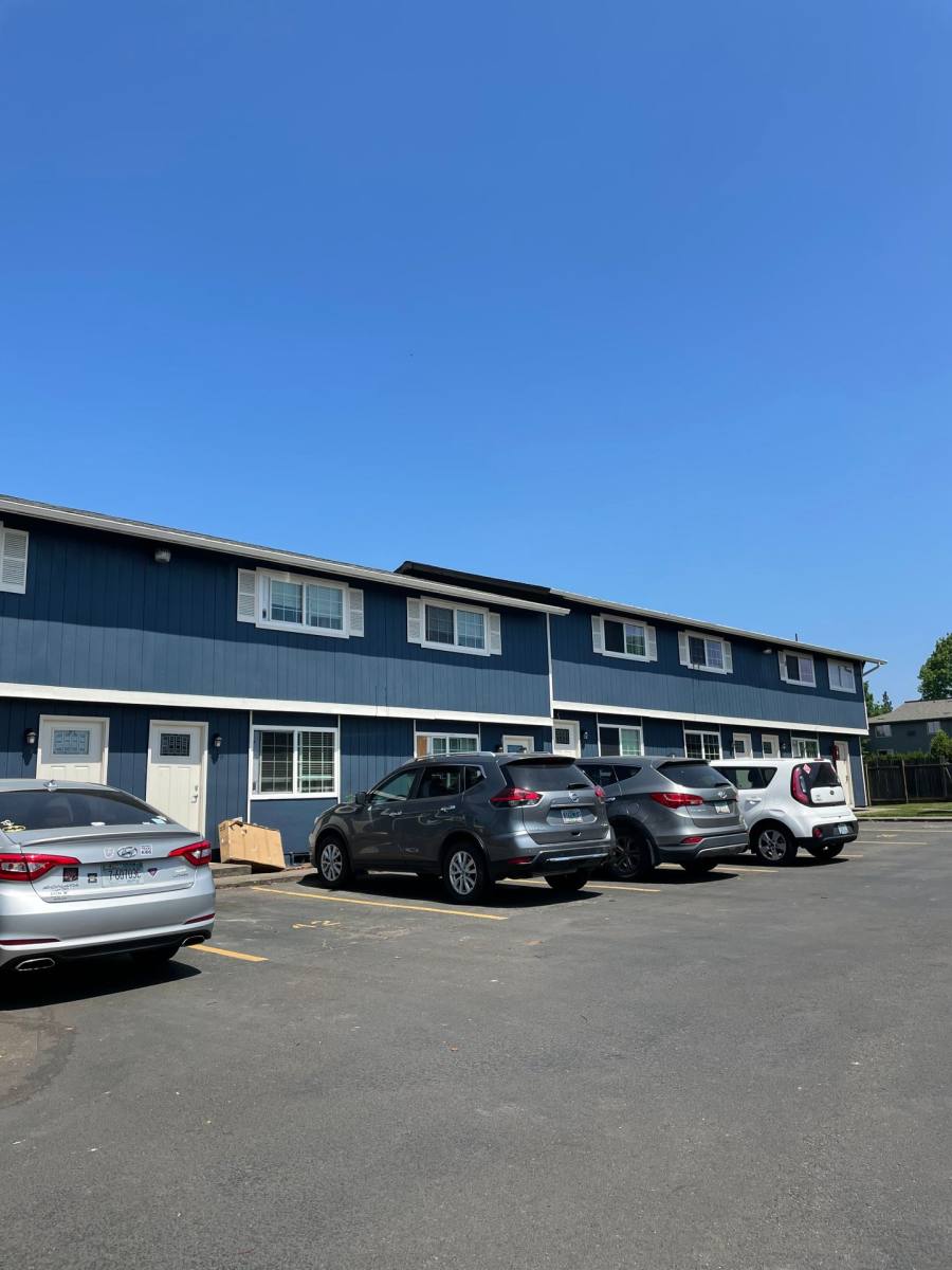Apartment for rent at 1520-1642 Clay St NE, Salem, OR 97301