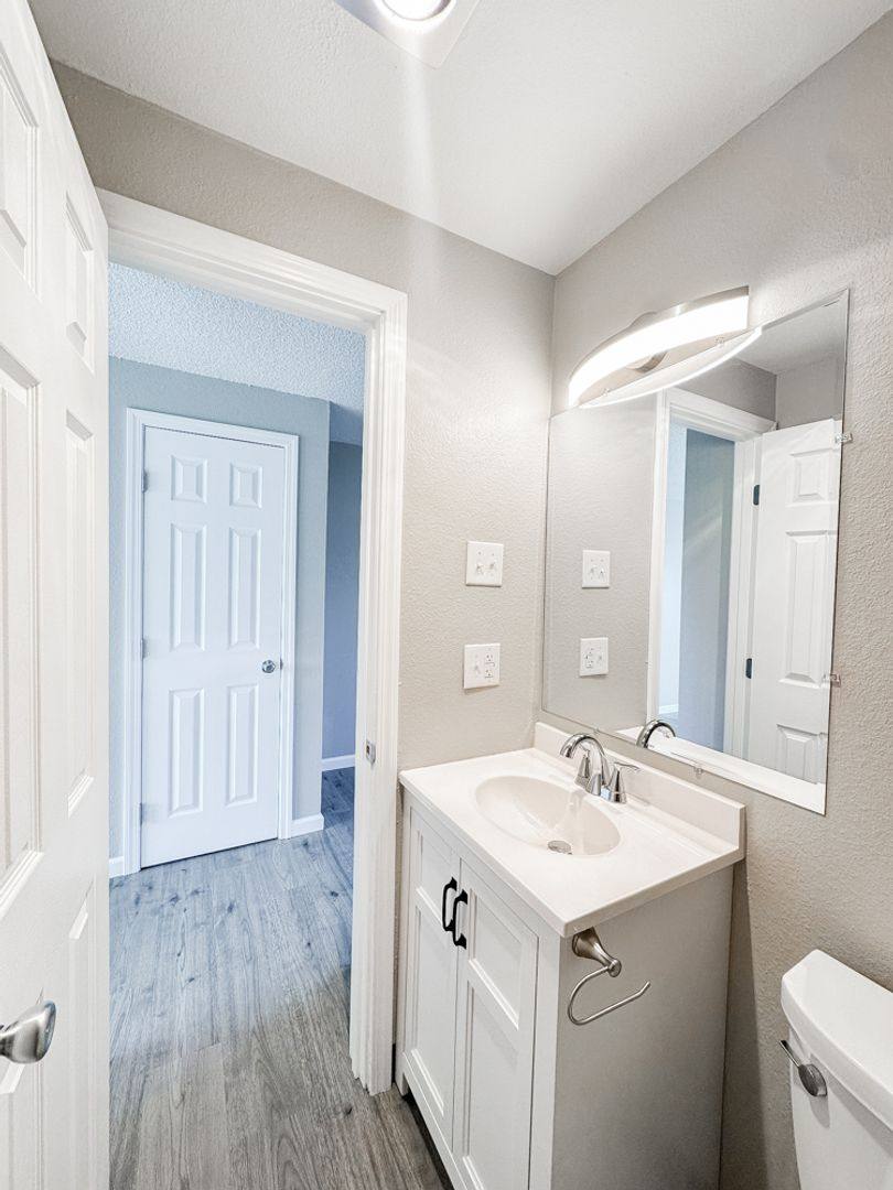 Apartment for rent at 1520-1642 Clay St NE, Salem, OR 97301