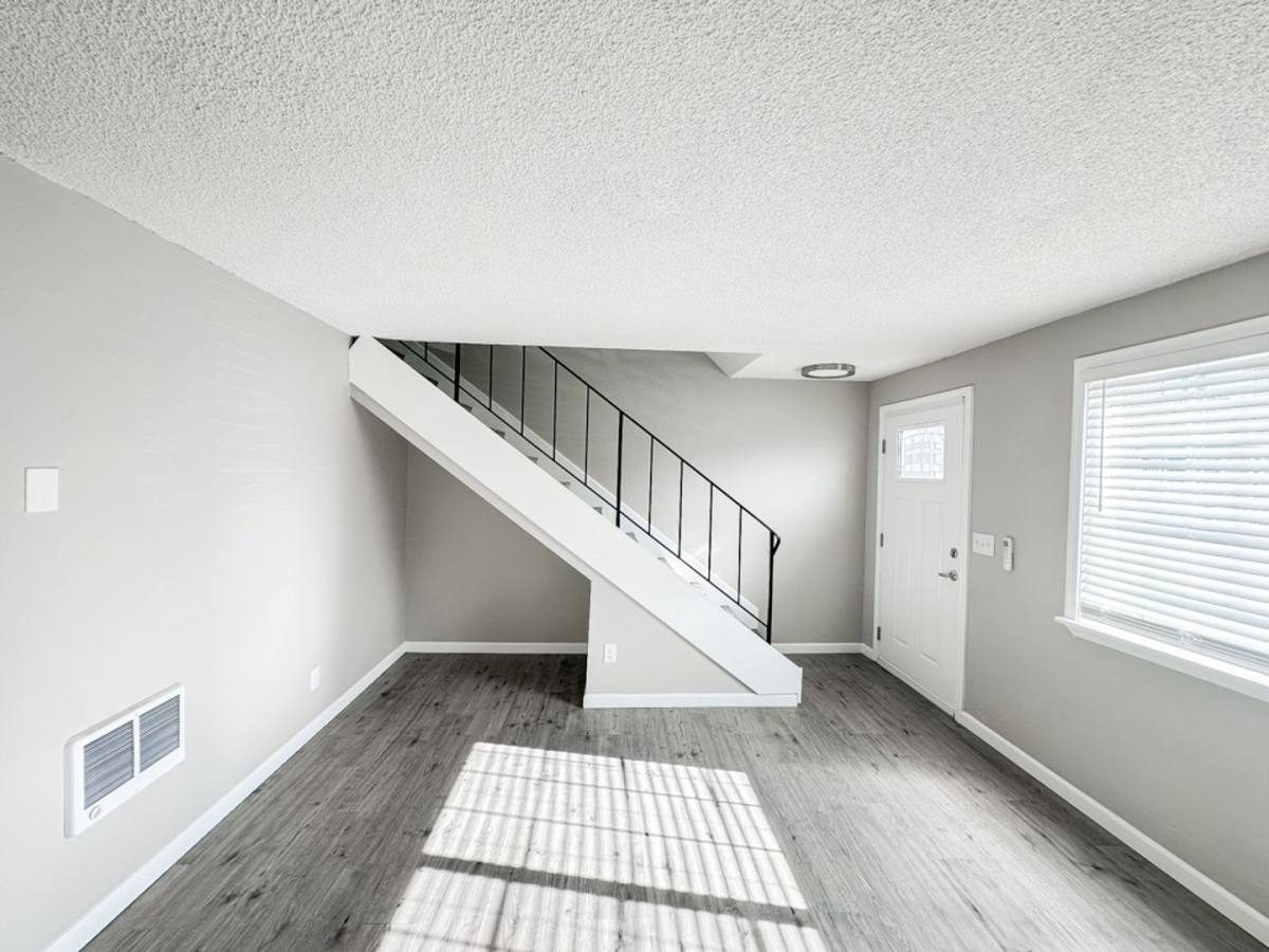 Apartment for rent at 1520-1642 Clay St NE, Salem, OR 97301
