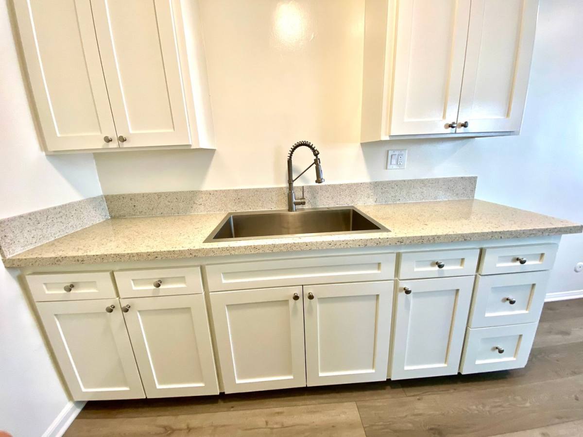 Apartment for rent at 7418 Alabama Ave, Canoga Park, CA 91303
