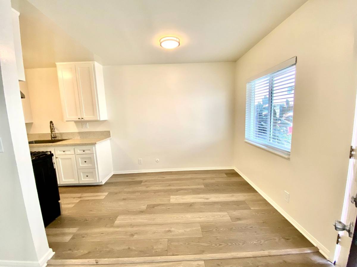 Apartment for rent at 7418 Alabama Ave, Canoga Park, CA 91303