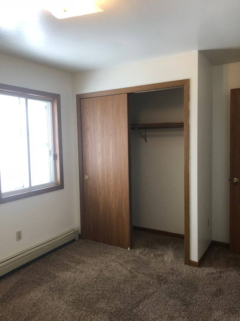 Apartment for rent at 165 Cimarron Court, Oshkosh, WI 54902