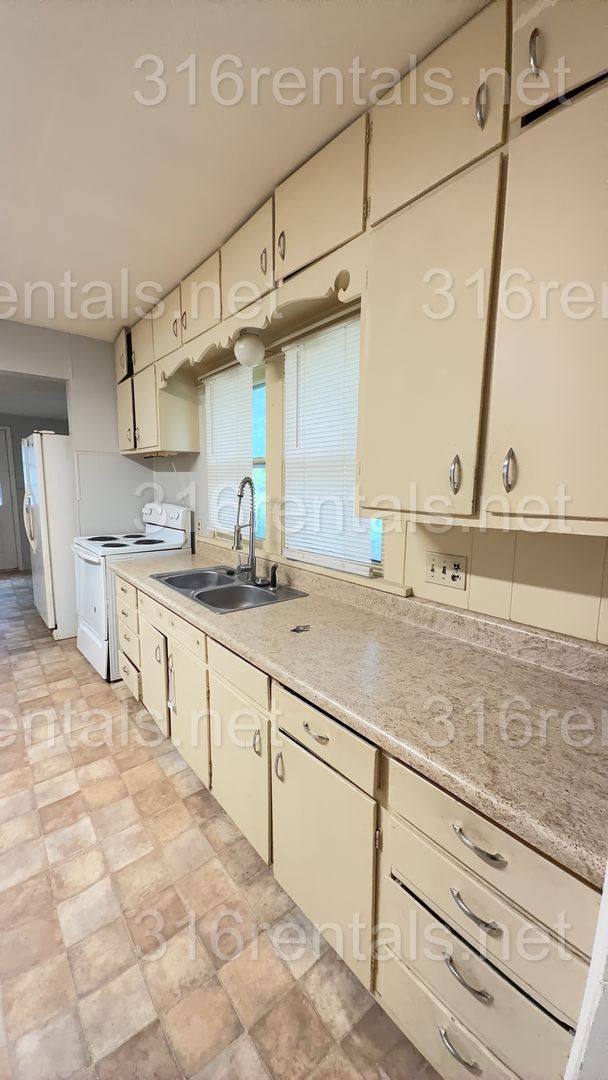 House for rent at 805 S Alleghany, El Dorado, KS 67042