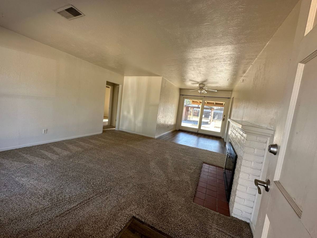 House for rent at 1750 Lois Way, Ceres, CA 95307