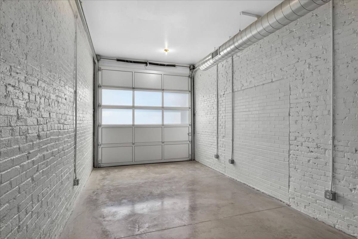Apartment for rent at 1613 Tower Grove Ave, Saint Louis, MO 63110