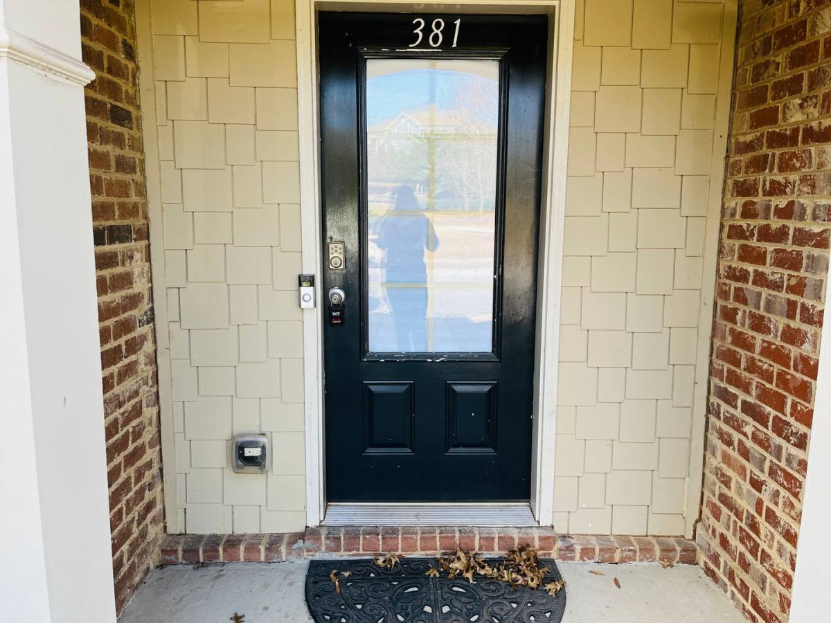 Townhouse for rent at 381 Sand Bay Dr SW, Atlanta, GA 30331